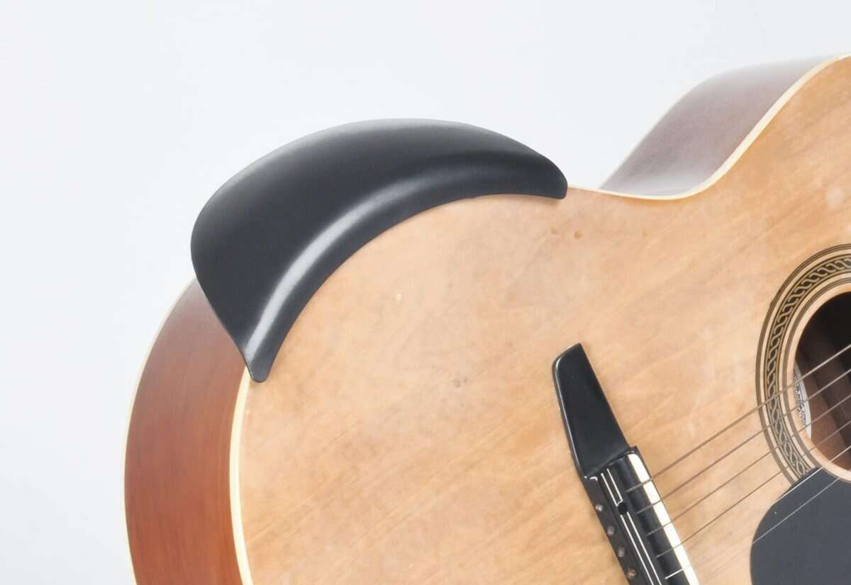 Reposabrazos para guitarra StrongHold, Reposabrazos de