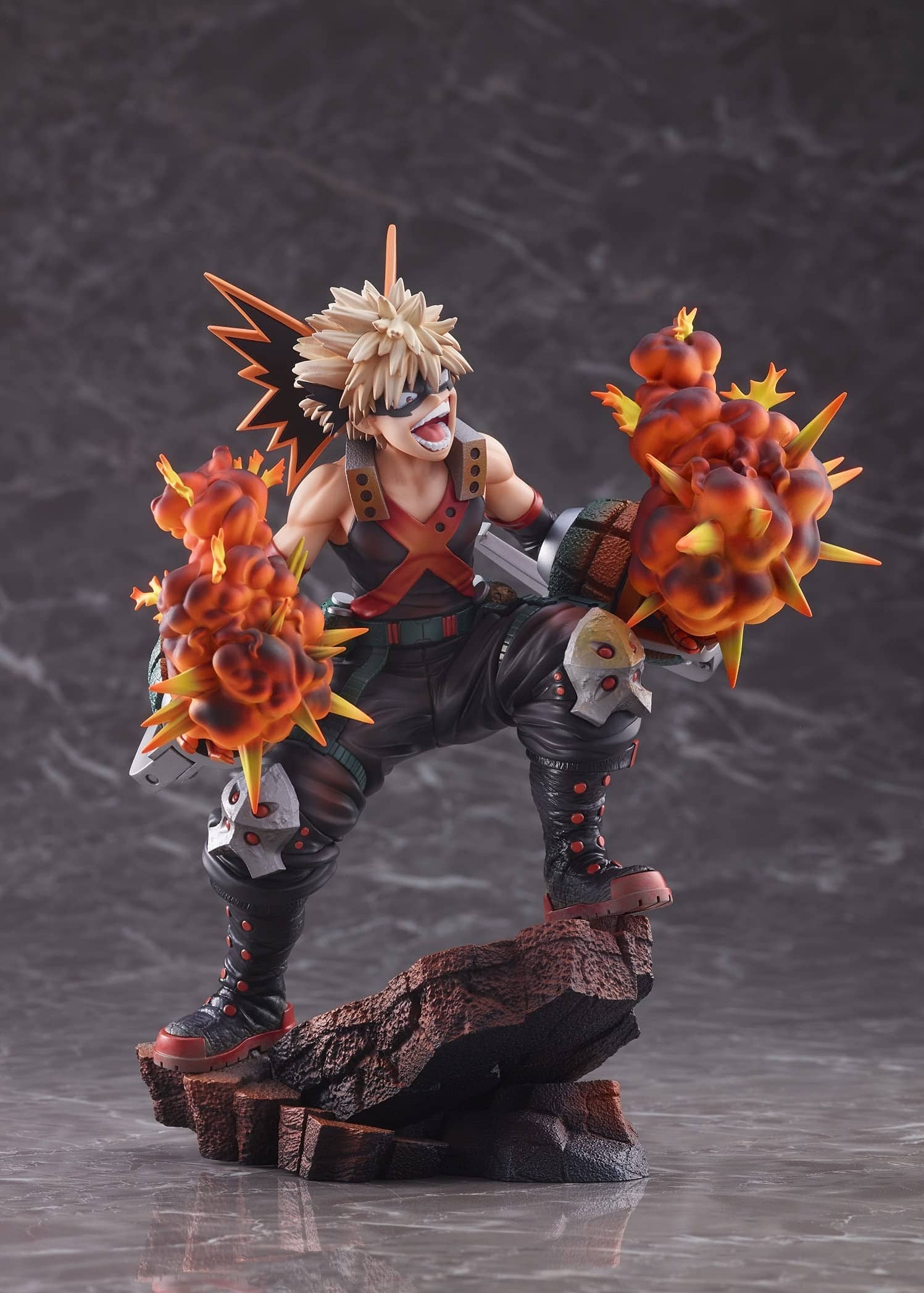 Figura My Hero Academia: Katsuki Bakugo a Escala 1:8 de la - Imagen 7