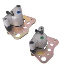 Calipers y Pastillas de Freno Delanteros Izquierdos y