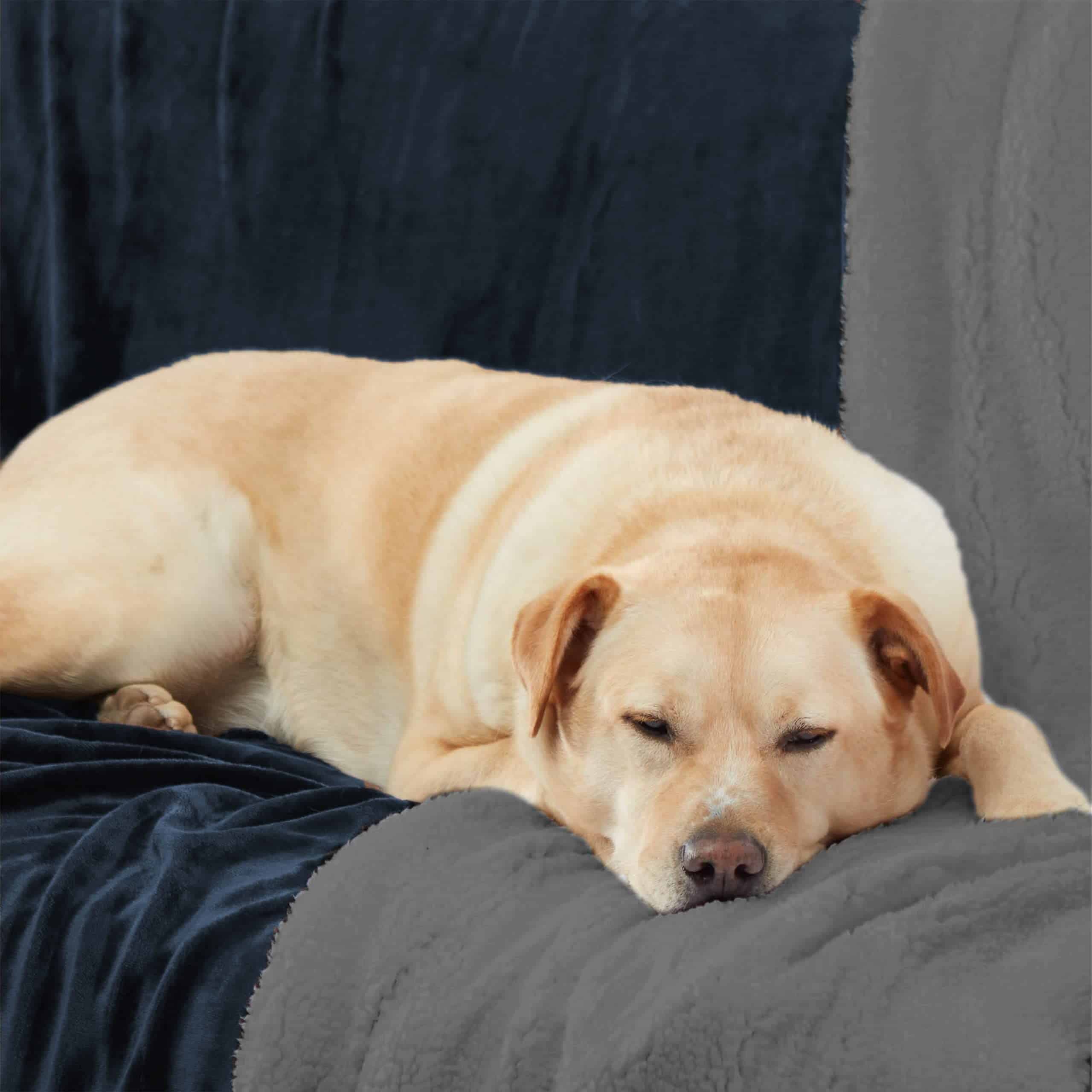 Manta de Lana Sherpa Genteele Súper Suave -Marino/Gris - Imagen 6