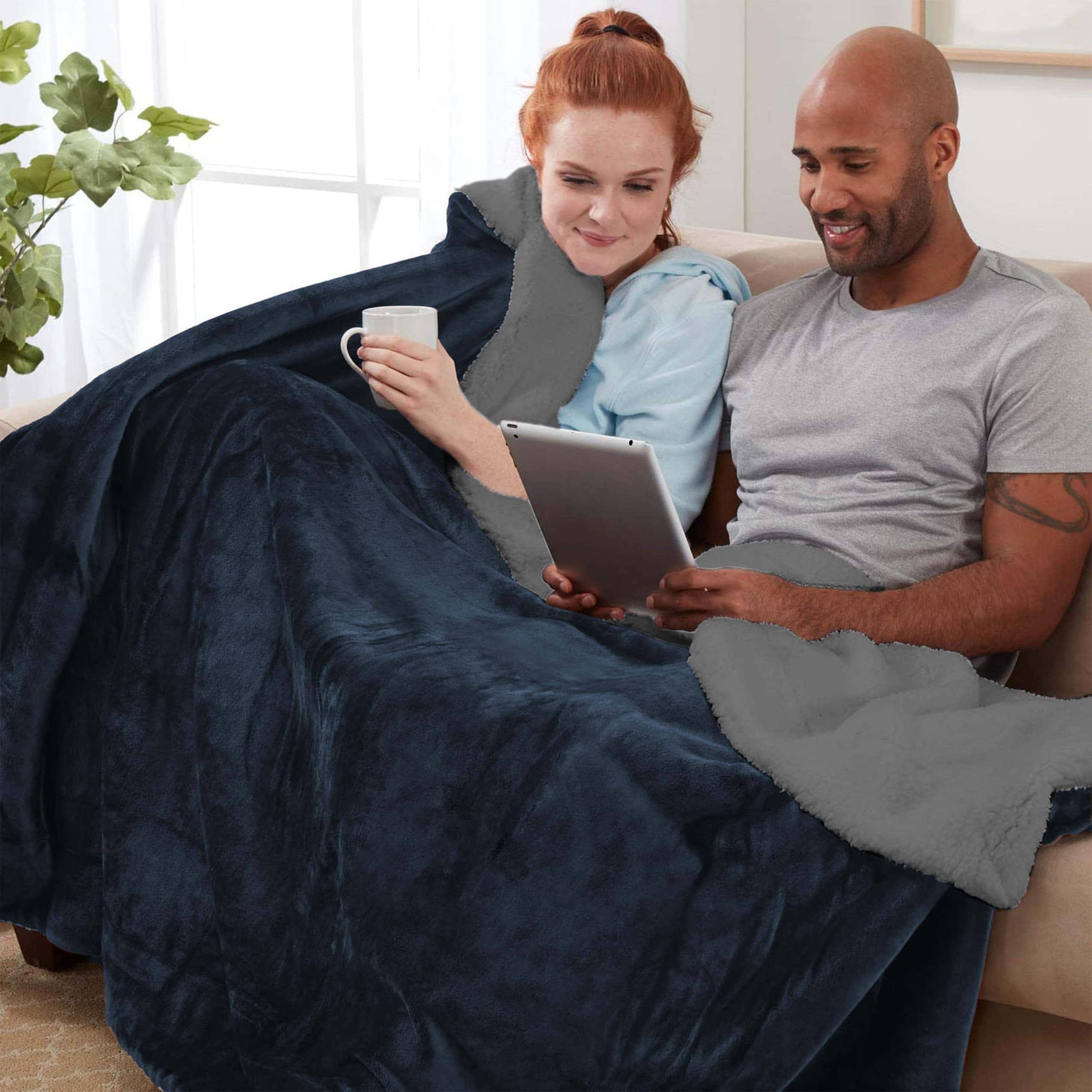 Manta de Lana Sherpa Genteele Súper Suave -Marino/Gris - Imagen 7