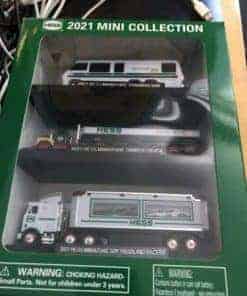 Colección de 3 Mini Camiones Hess 1964-2014 2021