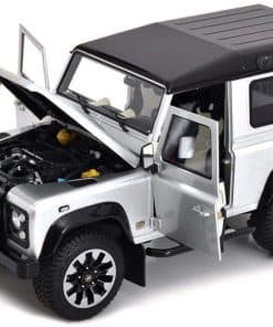 LCD MODELS 1/18 Defender 90 Works V8 70Th Edition 2018