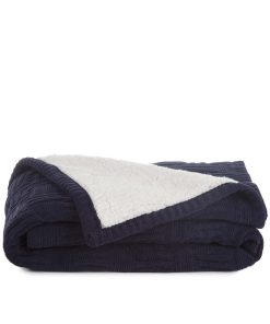 Manta de cesta sólida IZOD 1B07494 con reverso de Sherpa