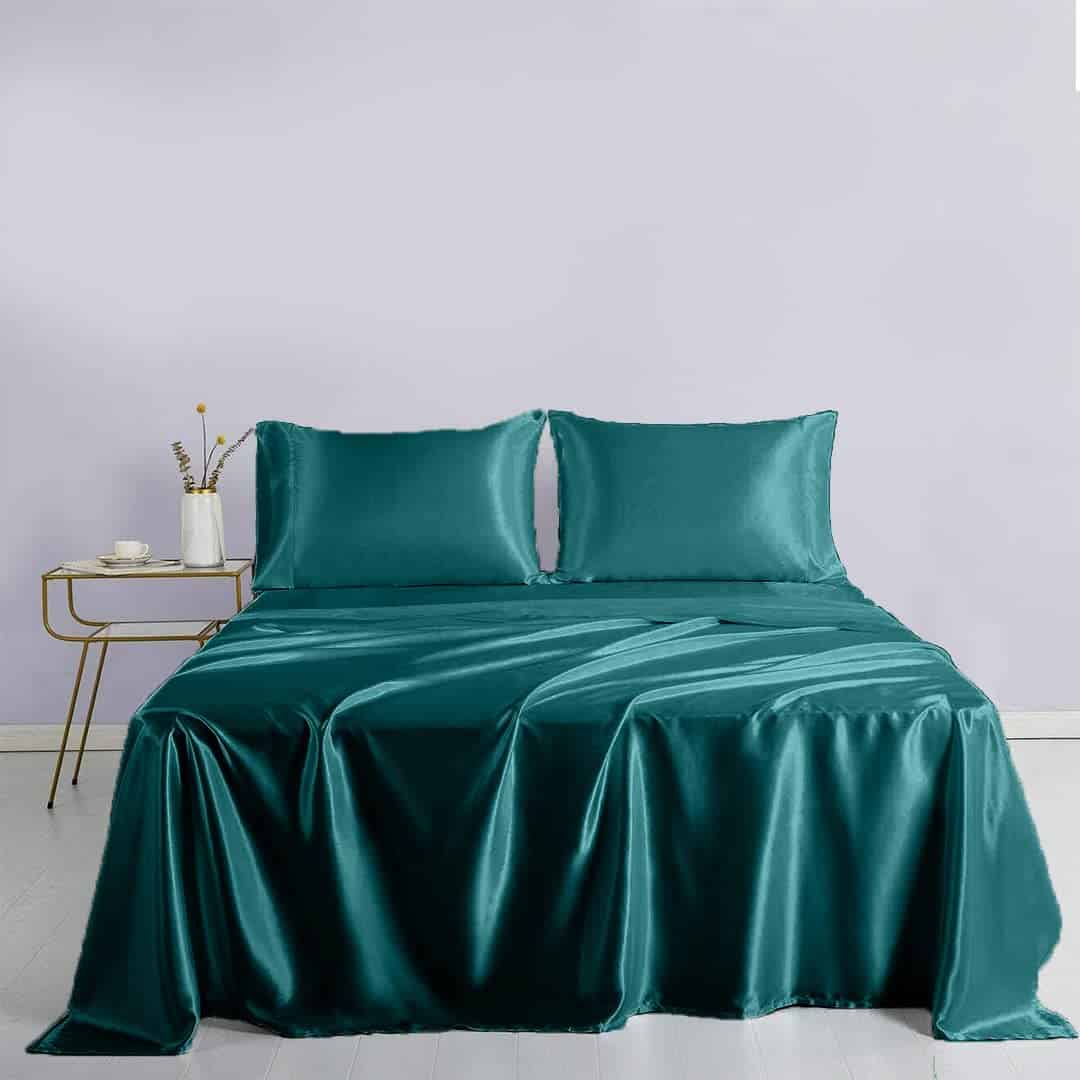 Juego de sábanas de satén de seda Rico Bedding con 19