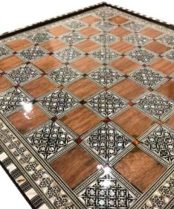 Tablero de ajedrez de madre perla egipcia incrustada a mano