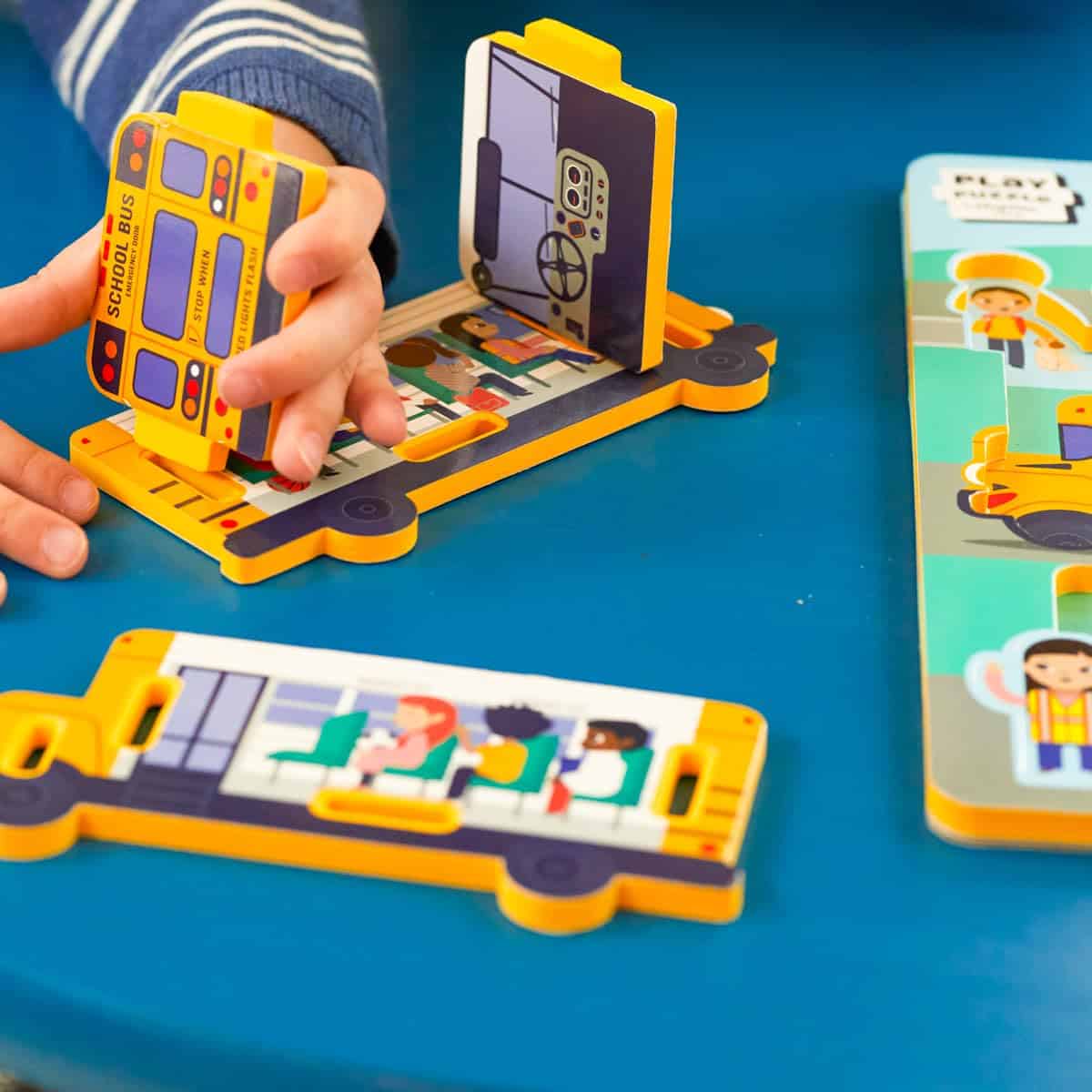 Pack de Juguetes Rompecabezas Camión de Bomberos y Autobús - Imagen 10