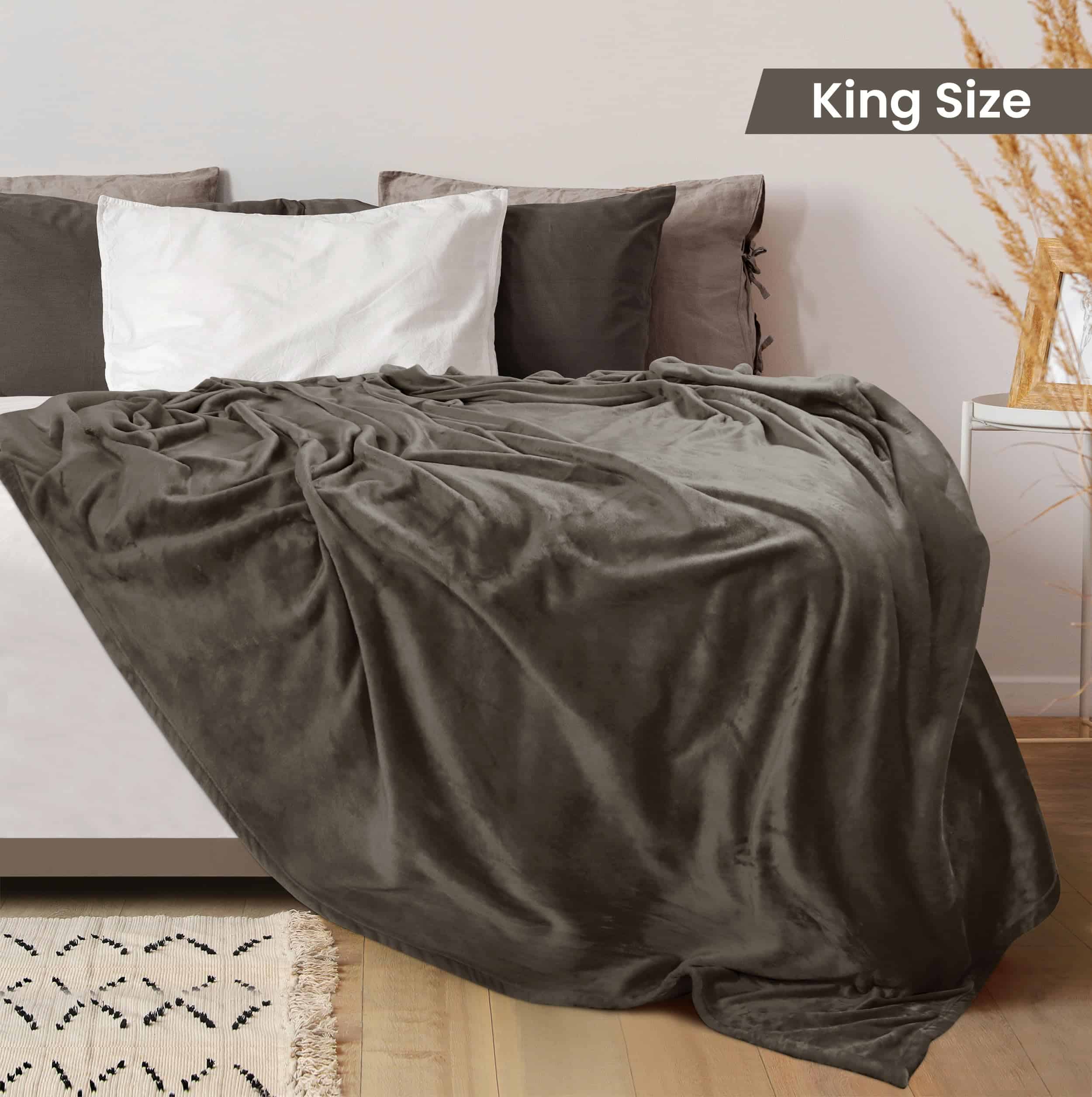 Manta de Felpa Utopia Bedding Tamaño King Marrón 300GSM - Imagen 3