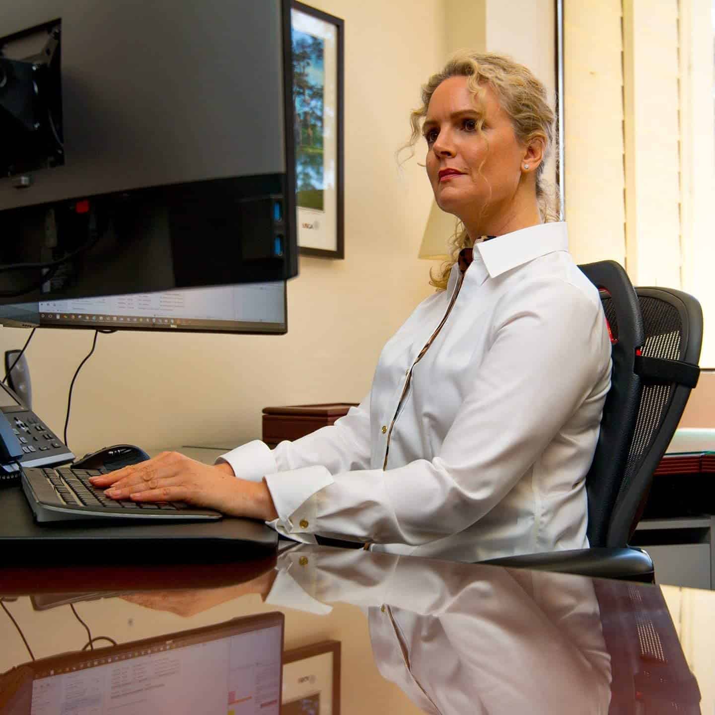 Soporte lumbar BackShield ergonómicamente diseñado para - Imagen 6