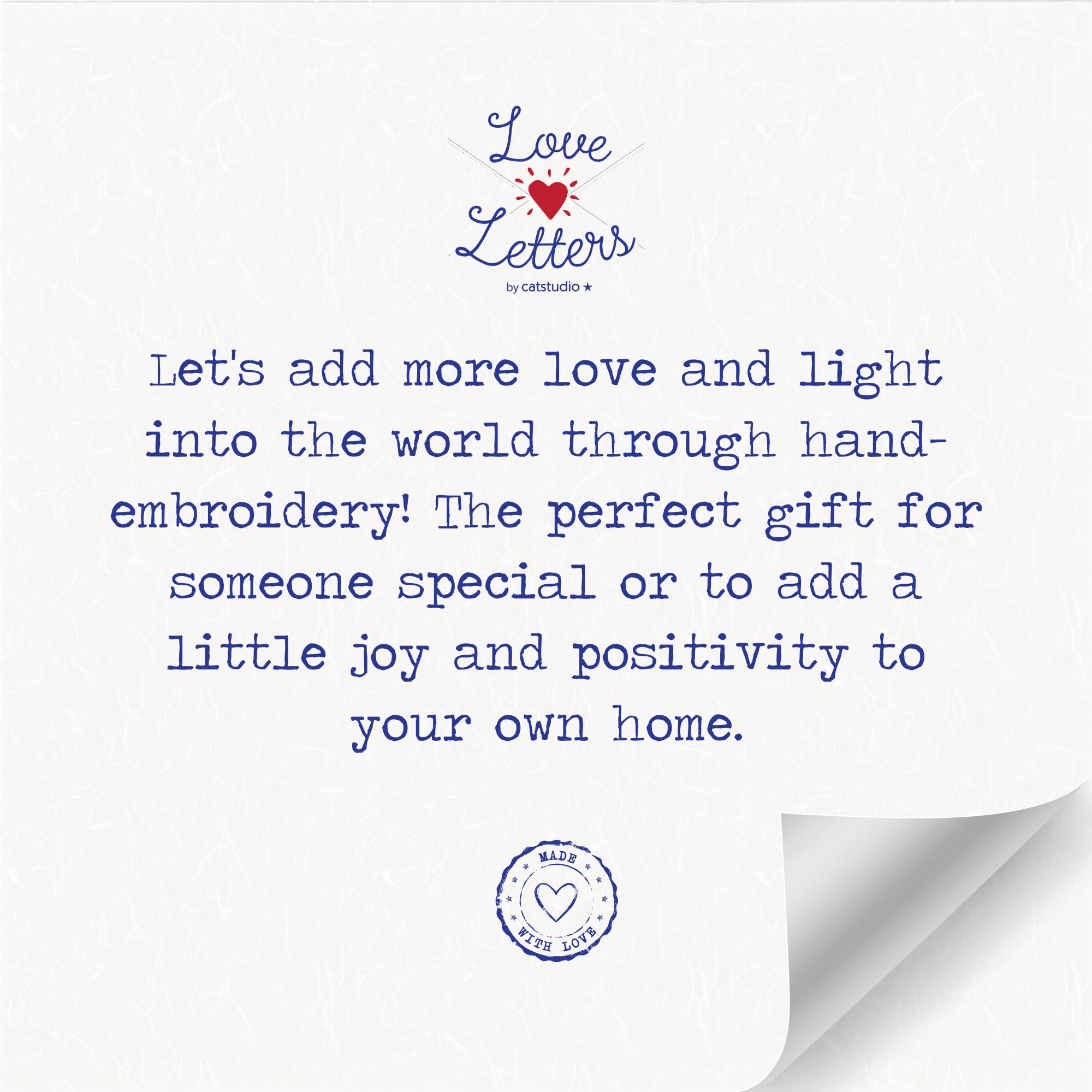 Almohada Bordada a Mano Catstudio en Rosa y Rojo con Diseño - Imagen 9