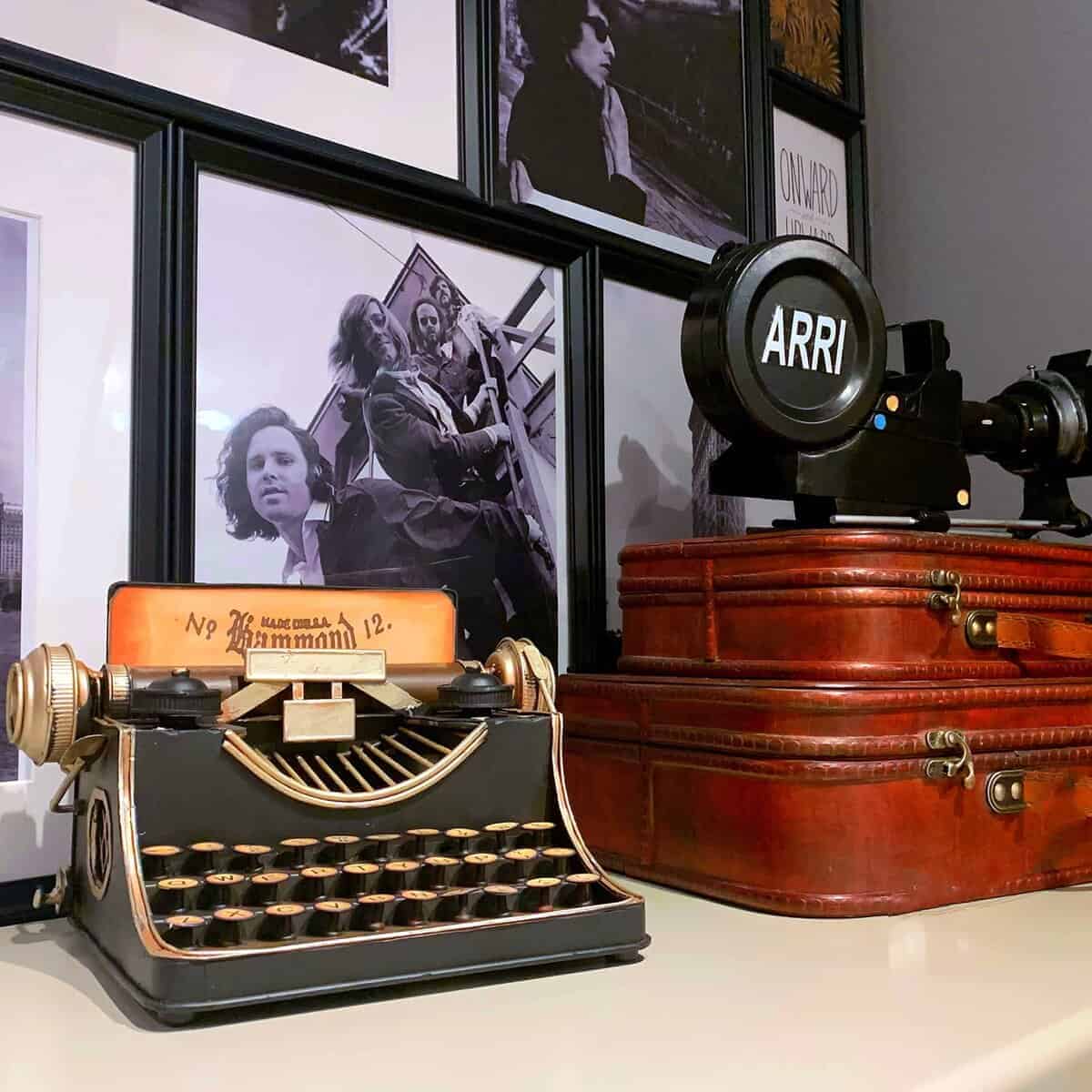 Alcancía Retro Vintage de Lata con Modelo de Máquina de - Imagen 5