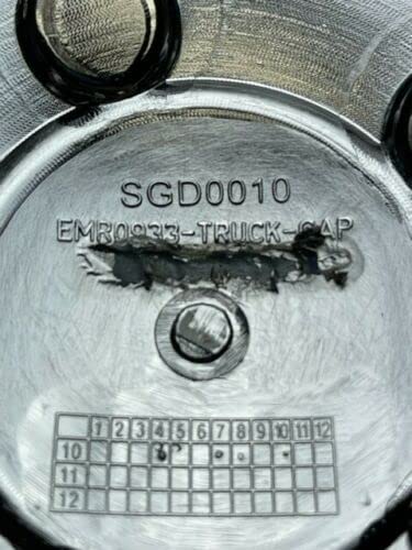Tapa central de rueda cromada Martin Bros EMR0933-TRUCK-CAP - Imagen 4