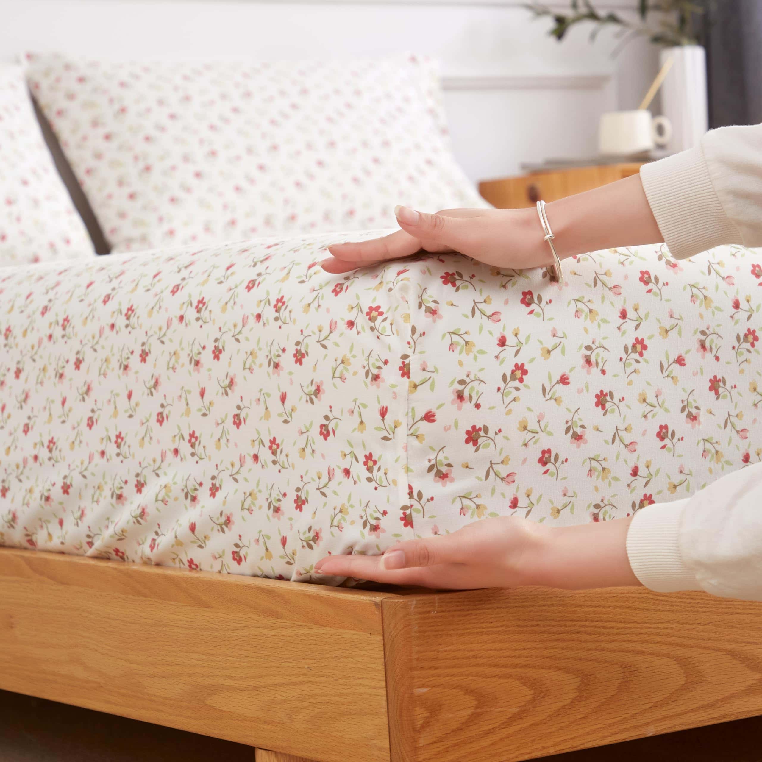 Juego de sábanas California King 4PC Estampado Rojo Patrón - Imagen 7